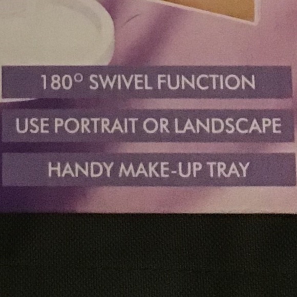 NWOT MAGNIFYING MIRROR WITH TOUCH SENSITIVE - Picture 4 of 7